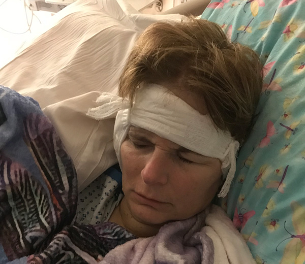 lisawarrenmilestoneB882776C-F8F0-2557-D70C-896B25196227.jpg