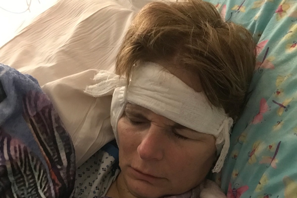 lisawarrenmilestoneB882776C-F8F0-2557-D70C-896B25196227.jpg