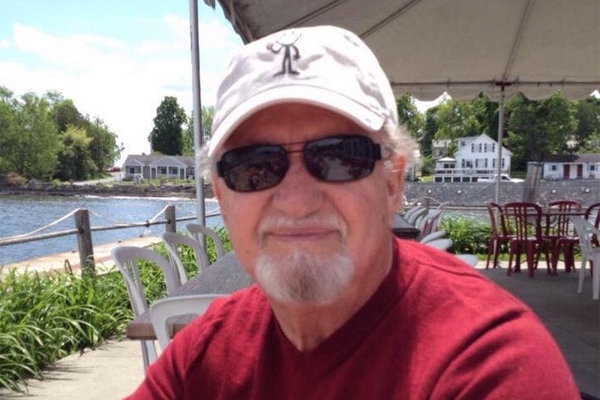 roberthutchinsonmilestoneEEFB3A03-D408-7A67-B867-F7A711FBA9E1.jpg